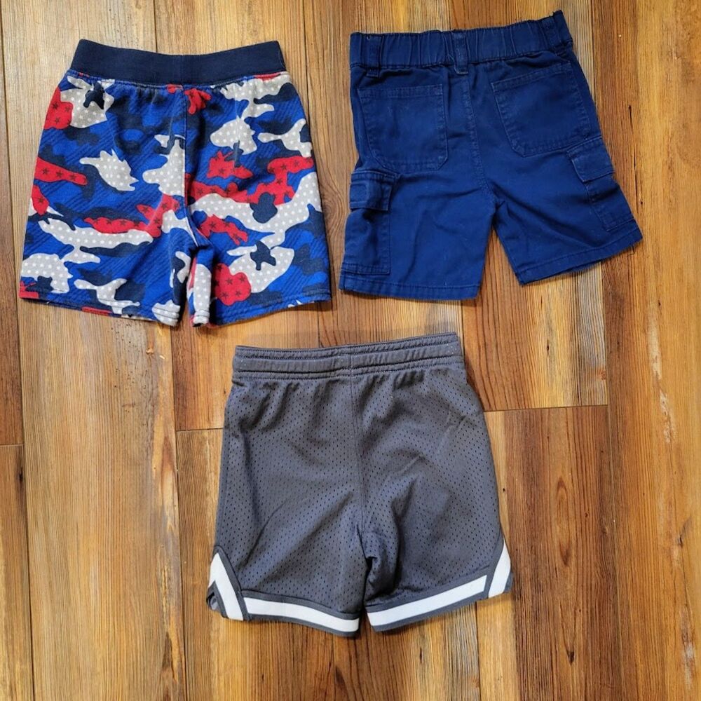 Boys 2T Shorts Lot - 7 Pairs Toddler Spring Summer Bottoms Carters Old Navy More - Picture 5 of 5